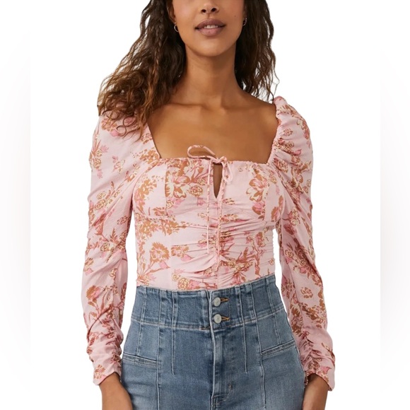 NWT Free People Hilary Printed Top Floral Smocked Size Small - Picture 4 of 13